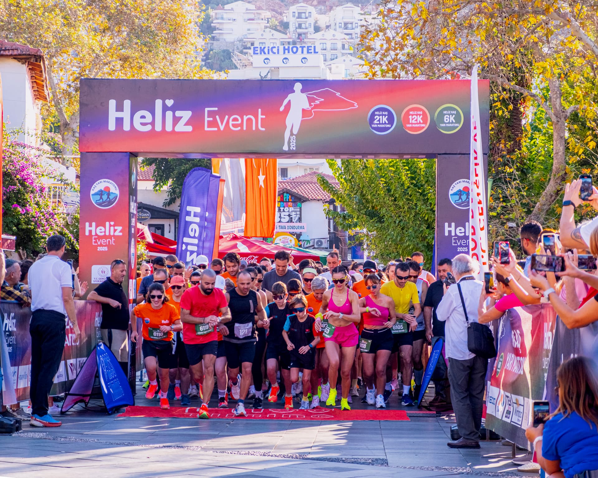 Heliz Kaş Yarı Maratonu