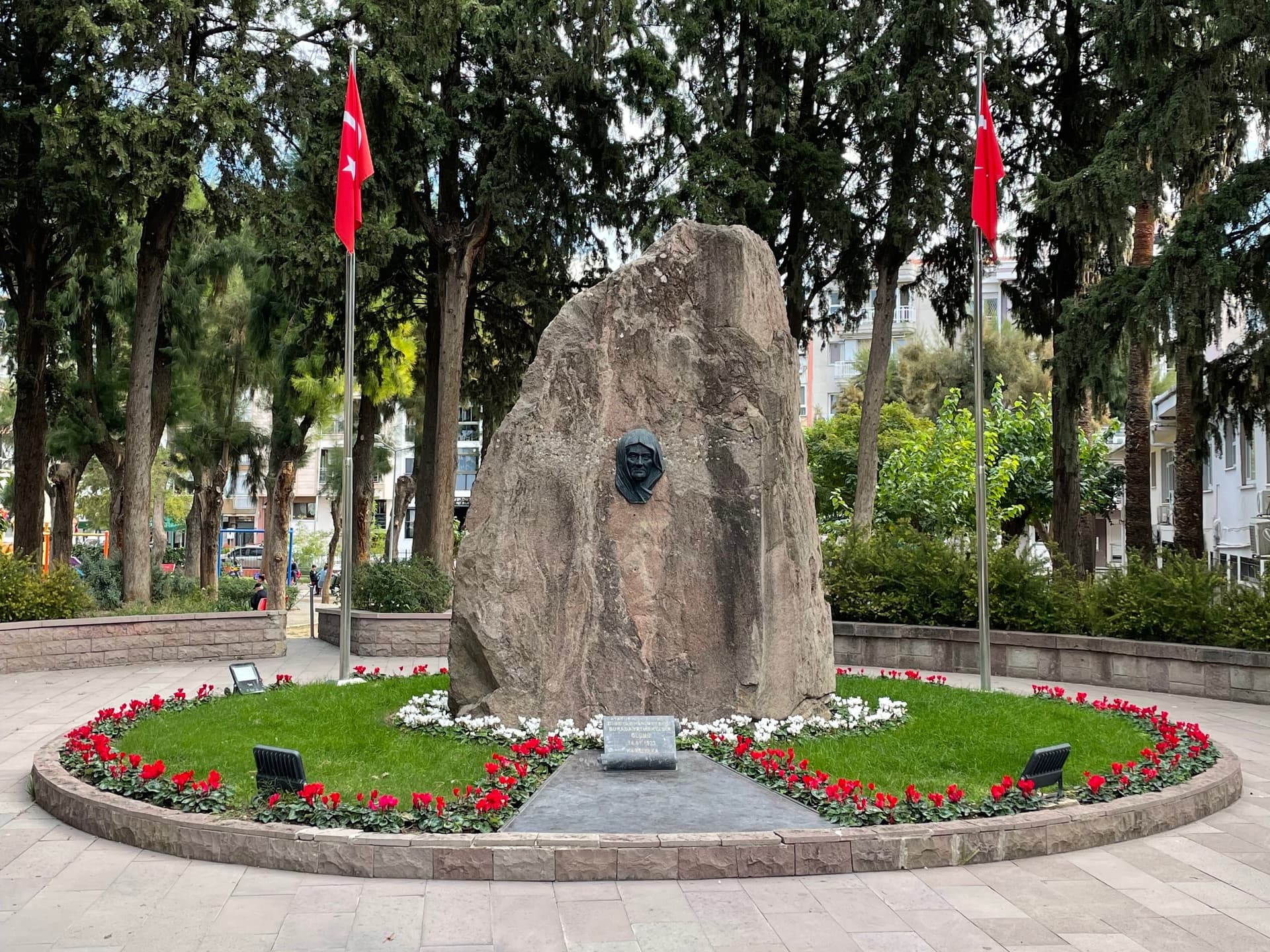 Ata'dan Ana'ya Saygı Koşusu