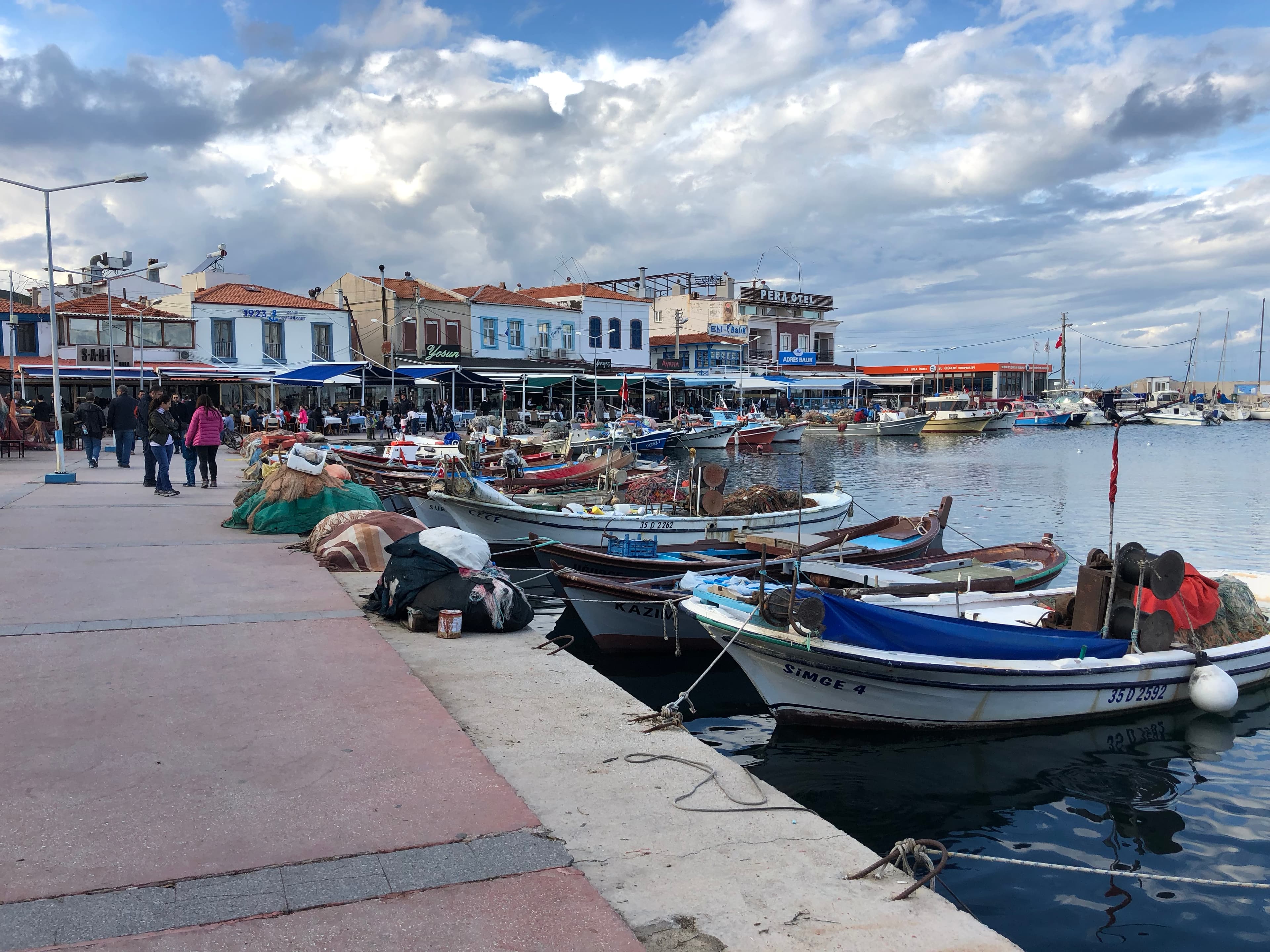 Urla'da BirİZ Sosyal Sorumluluk Koşusu